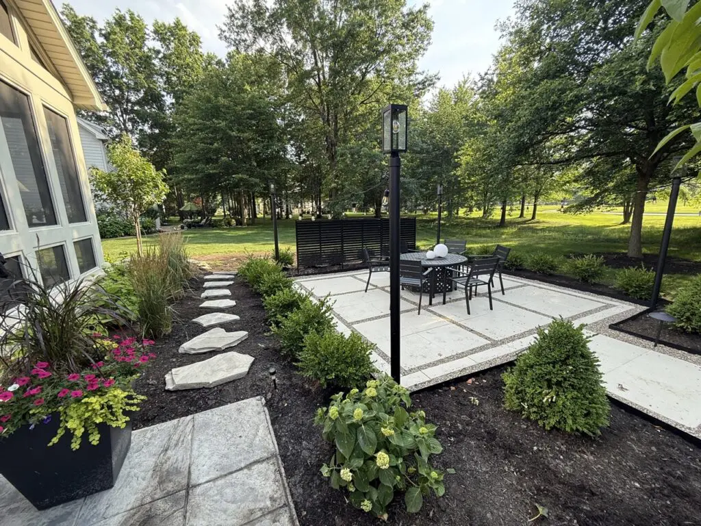 Doskoch Avon Lake Ohio backyard landscape design, patio, and walkway